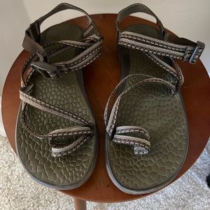 Chaco sandals sz 7